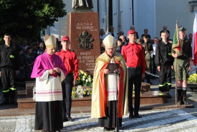 Św. Jan Paweł II Patronem Międzyrzeca Podlaskiego - Uroczystości przy pomniku św. Patrona - 21 maja 2023