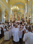 Dzieci pierwszokomunijne w Kolębrodach